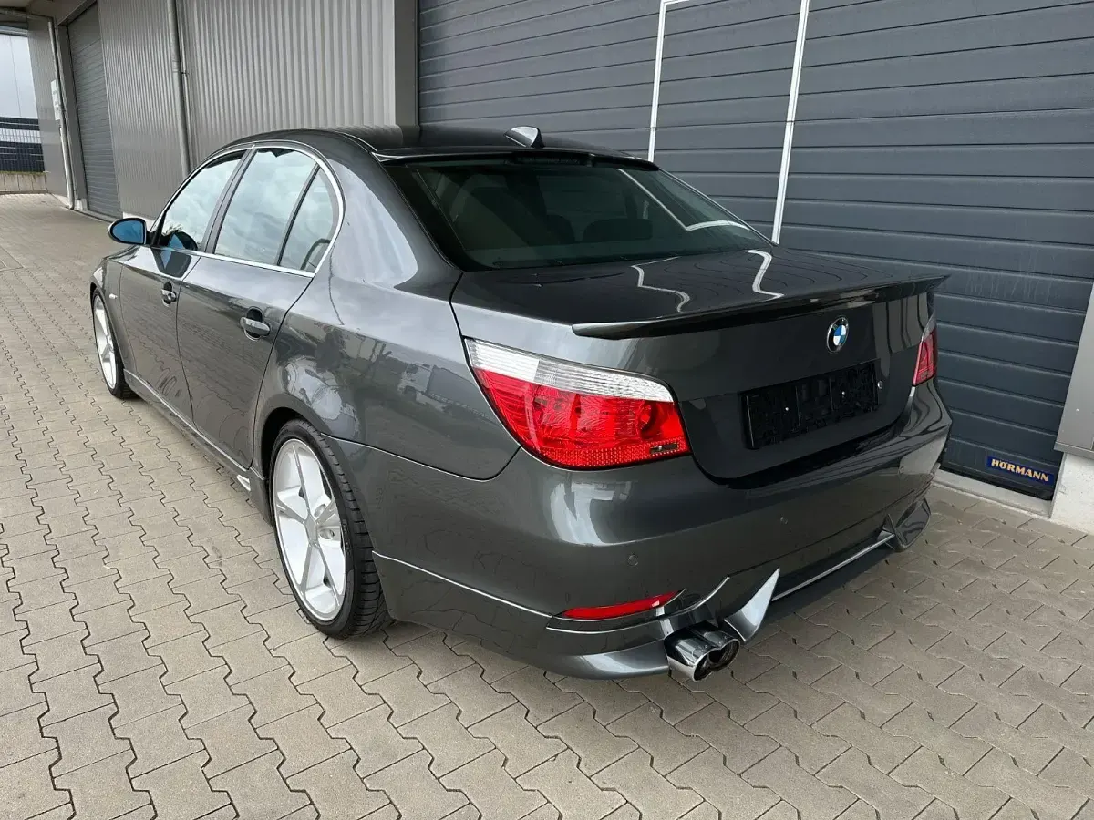 Gebraucht BMW 525 Performance 192 PS (141 kW) 2005 Grau Limousine
