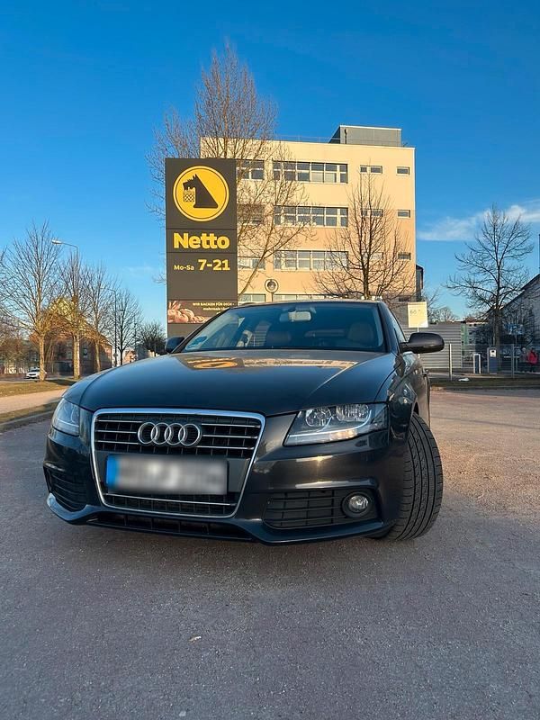 Gebraucht Audi A4 143 PS (105 kW) 2010 Grau Kombi