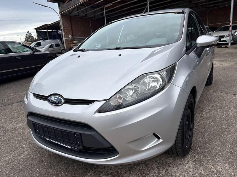 Silber Gebraucht 2009 Ford Fiesta Trend Kleinwagen | 3.499 € (Guter Preis) - Bild 1/4