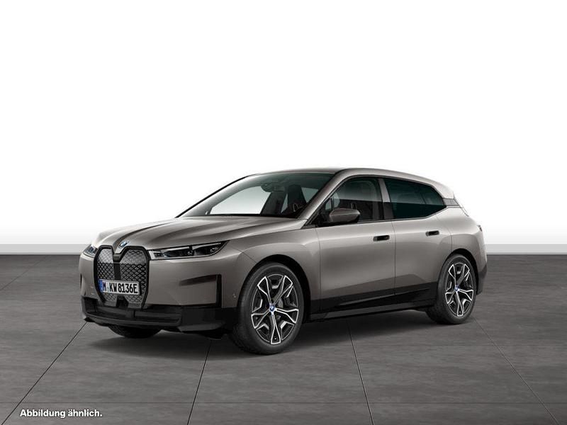 Gebraucht 2025 BMW iX SUV | 75.820 € (Teuer) - Bild 1/4