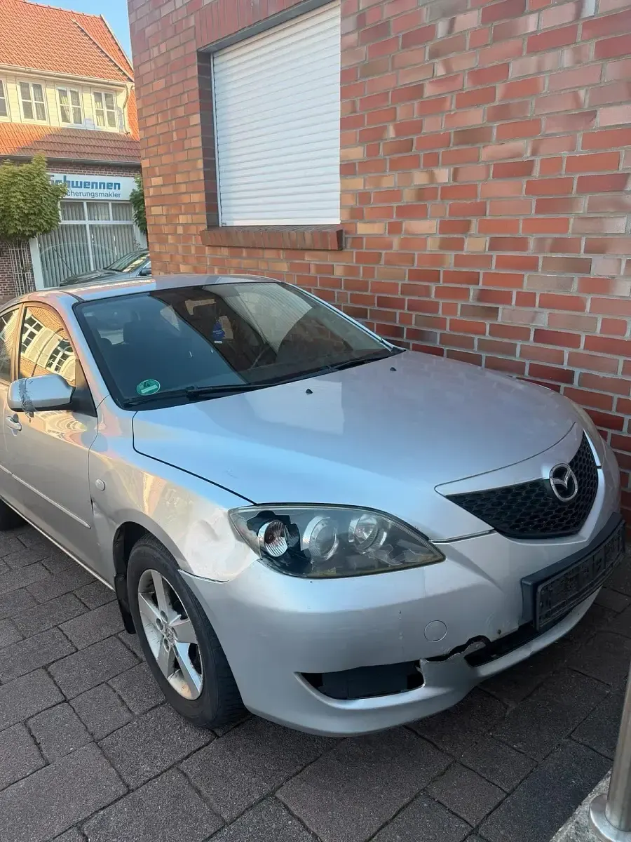 Gebraucht Mazda 3 105 PS (77 kW) 2005 Silber Limousine