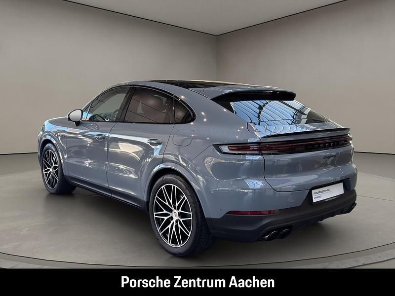 Gebraucht Porsche Cayenne 470 PS (345 kW) 2024 Grau SUV