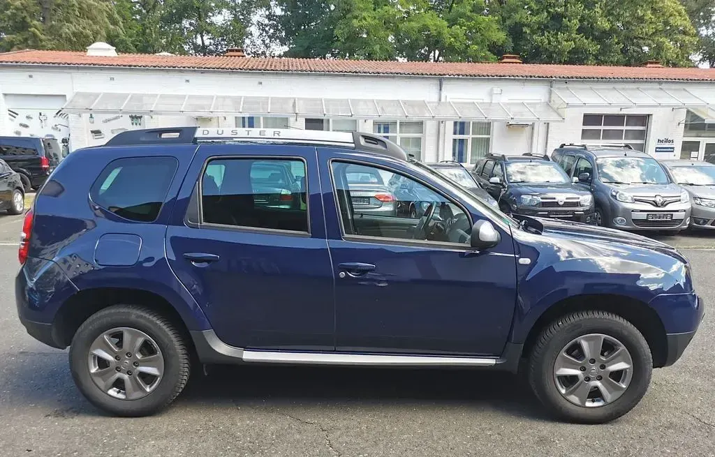 Gebraucht Dacia Duster Celebration 105 PS (77 kW) 2015 Blau SUV