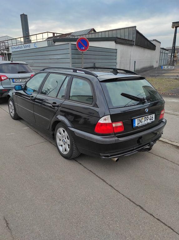 Gebraucht BMW 318 143 PS (105 kW) 2004 Schwarz Kombi