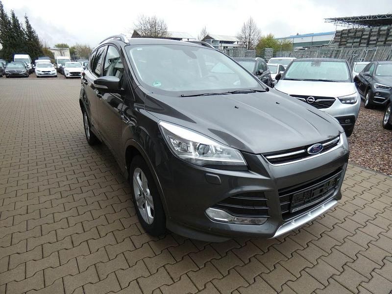 Używany Ford Kuga Individual 182 KM (133 kW) 2015 Szary SUV