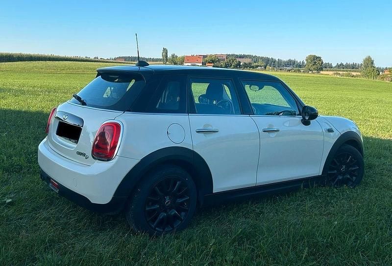 Gebraucht Mini Cooper Pepper 116 PS (85 kW) 2018 Weiß Kleinwagen