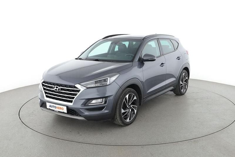 Grau Gebraucht 2019 Hyundai Tucson Premium SUV | 19.260 € (Fairer Preis) - Bild 1/3