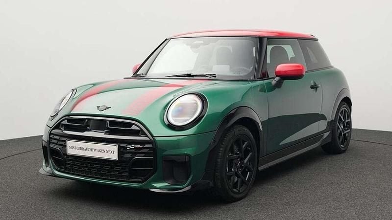 Grün Gebraucht 2024 Mini John Cooper Works Kleinwagen | 32.800 € (Guter Preis) - Bild 1/4