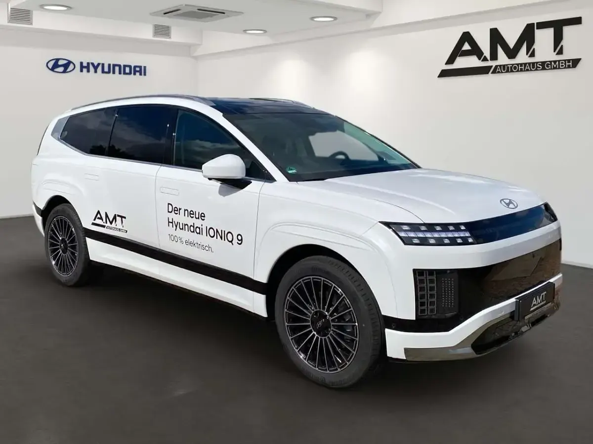 Gebraucht Hyundai Ioniq 9 225 kW (307 PS) 2025 Weiß SUV