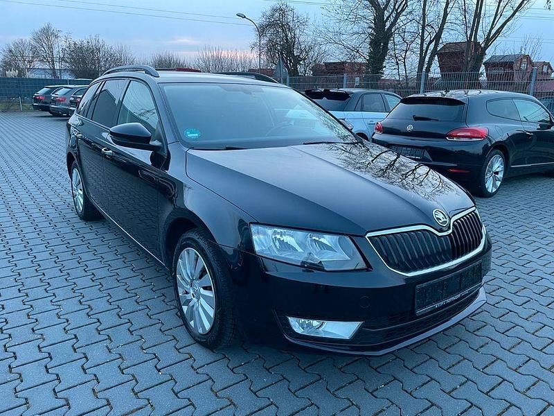 Gebraucht Skoda Octavia Ambition 150 PS (110 kW) 2014 Schwarz Kleinwagen