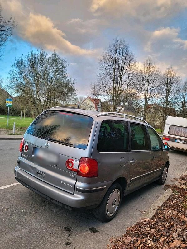 Gebraucht VW Sharan 116 PS (85 kW) 2006 Gold Van / Kleinbus