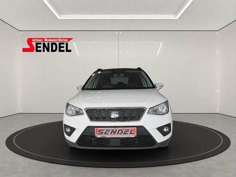 Weiß Gebraucht 2018 Seat Arona Style SUV | 12.999 € (Fairer Preis) - Bild 1/4