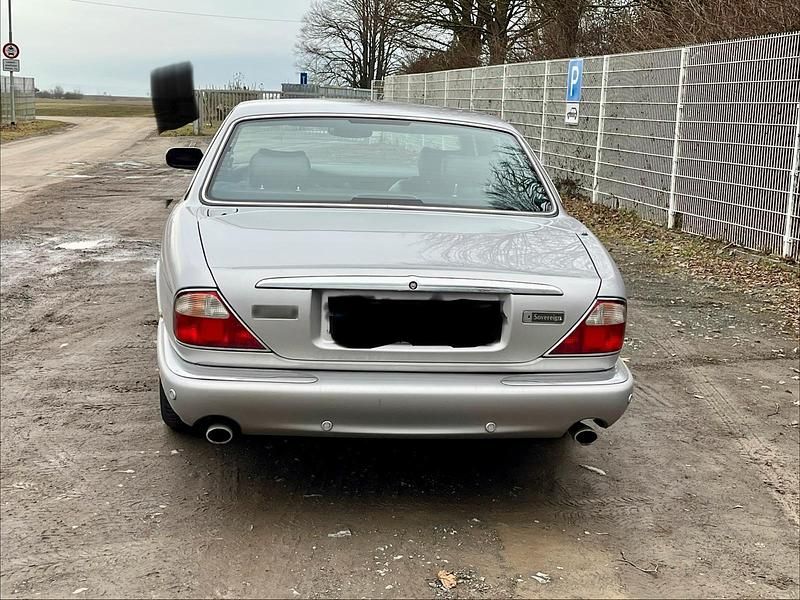 Gebraucht Jaguar XJ8 284 PS (208 kW) 2001 Silber Limousine