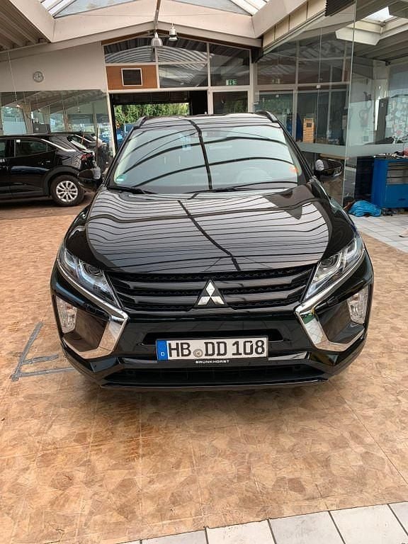 Schwarz Gebraucht 2019 Mitsubishi Eclipse Cross SUV | 12.900 € (Superpreis) - Bild 1/4