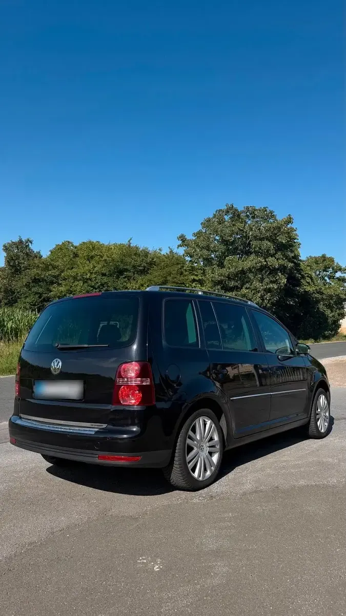 Gebraucht VW Touran Highline 140 PS (102 kW) 2007 Schwarz Van / Kleinbus