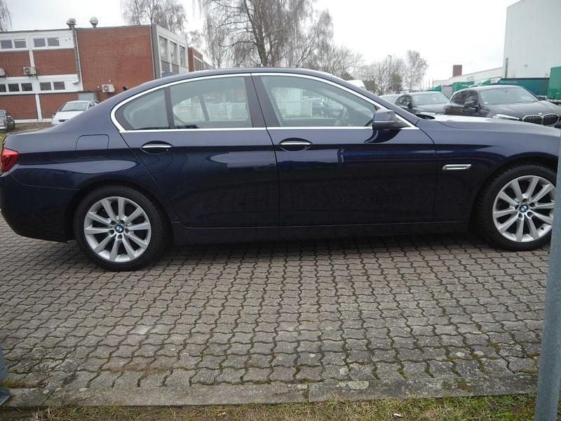 Gebraucht BMW 520 Performance 184 PS (135 kW) 2014 Blau Limousine