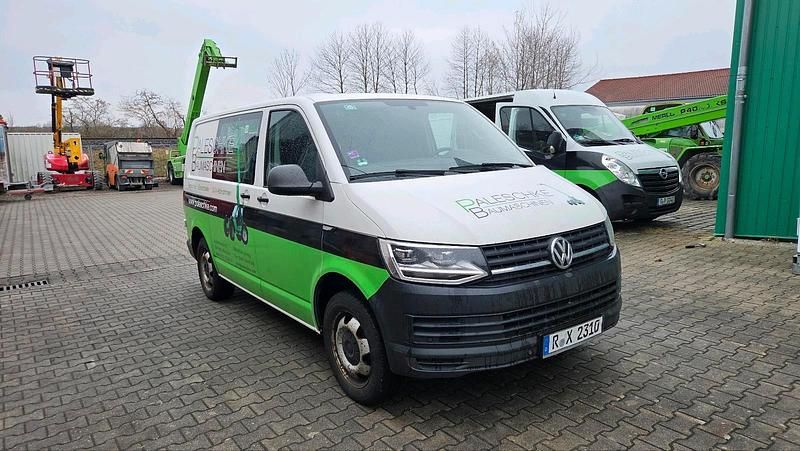 Gebraucht VW Transporter 179 PS (131 kW) 2015 Weiß Van