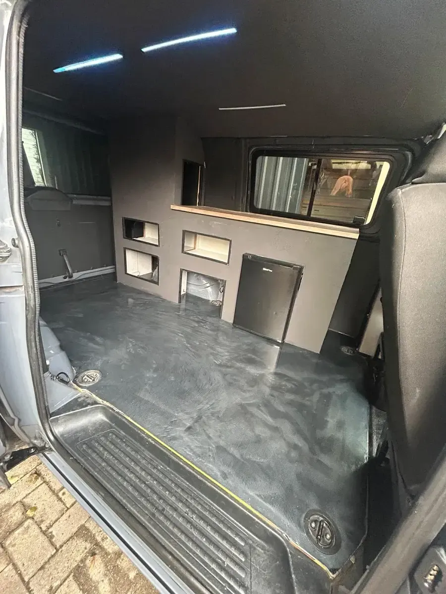Gebraucht VW Transporter 140 PS (102 kW) 2016 Grau Van