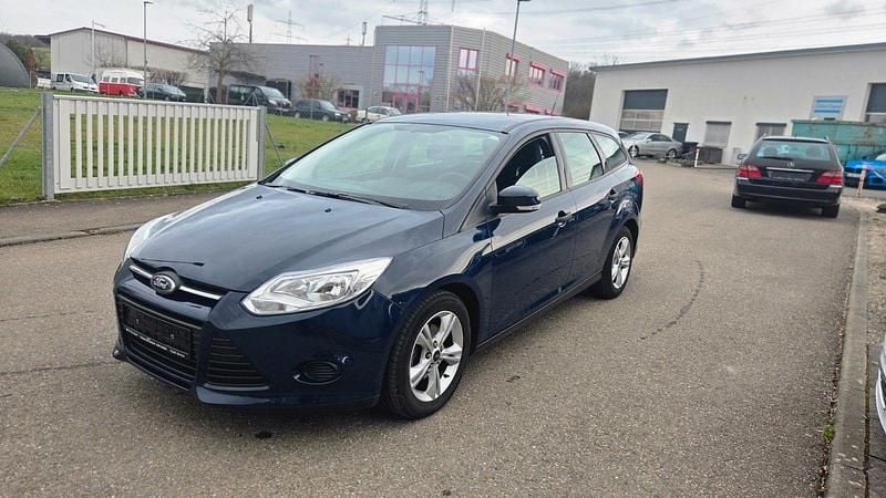 Occasion Ford Focus Ambiente 101 ch (74 kW) 2014 Bleue Break