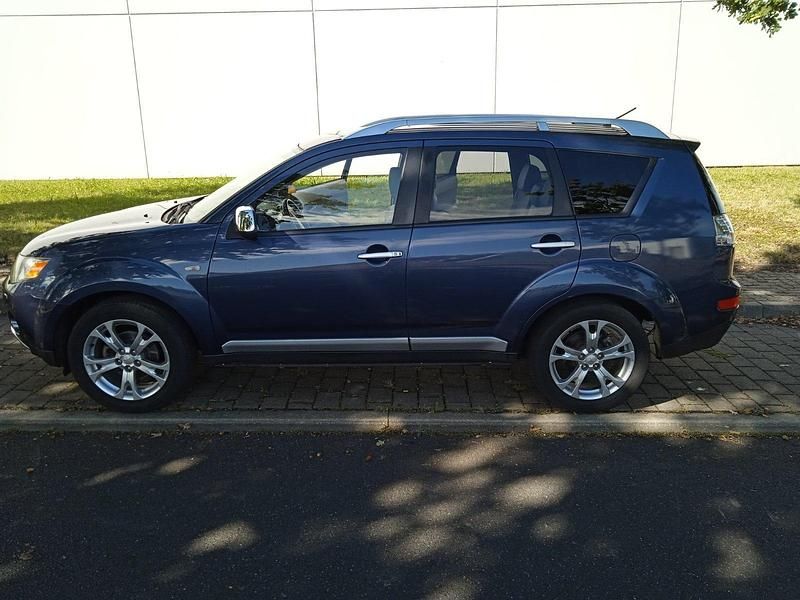 Blau Gebraucht 2008 Mitsubishi Outlander SUV | 3.950 € (Fairer Preis) - Bild 1/4