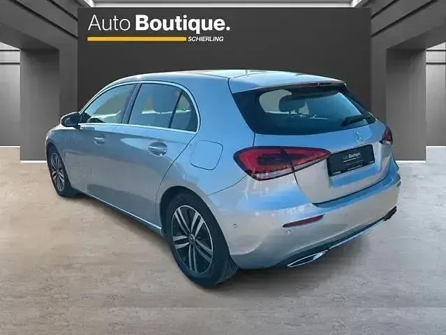 Gebraucht Mercedes A200 Progressive 150 PS (110 kW) 2021 Silber Limousine