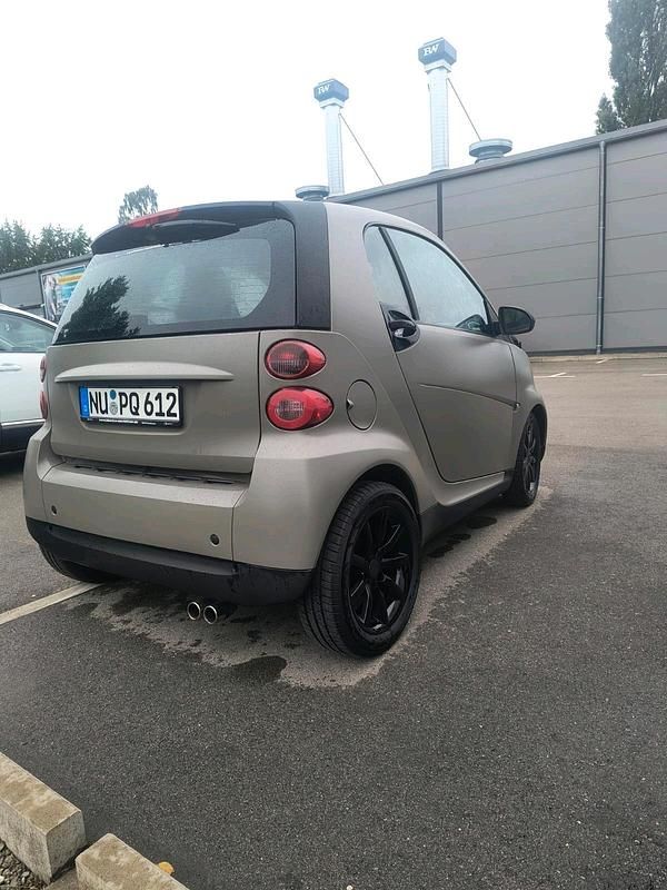 Gebraucht Smart ForTwo Coupé 79 PS (58 kW) 2009 Grün Coupé