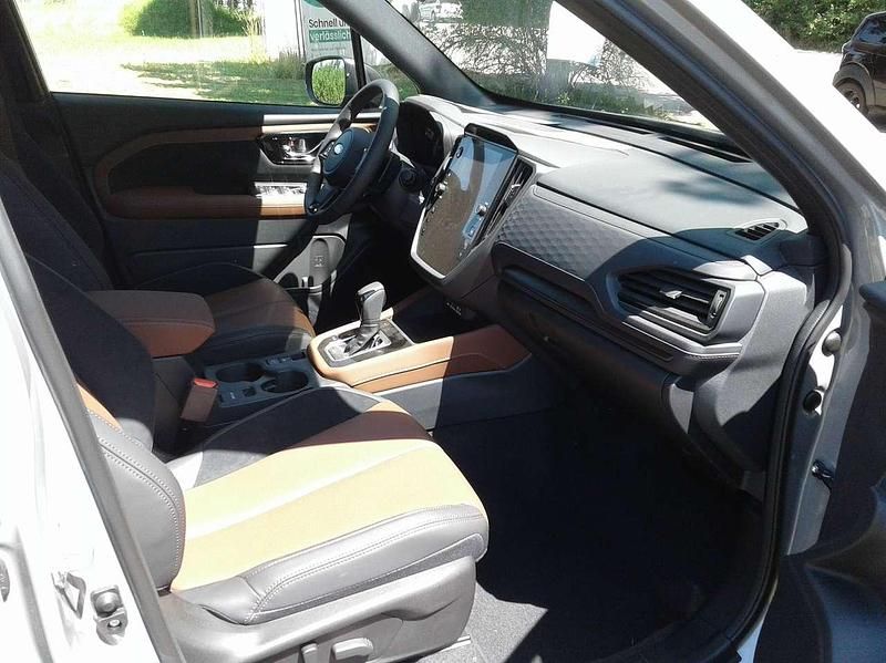 Gebraucht Subaru Forester Platinum 136 PS (100 kW) 2025 River rock pearl SUV