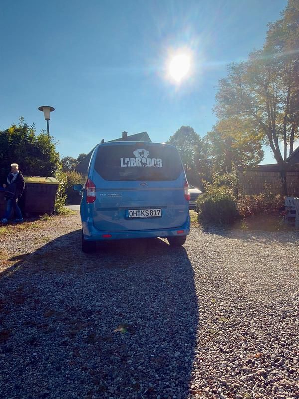 Gebraucht Ford Tourneo Courier 101 PS (74 kW) 2015 Blau Van / Kleinbus