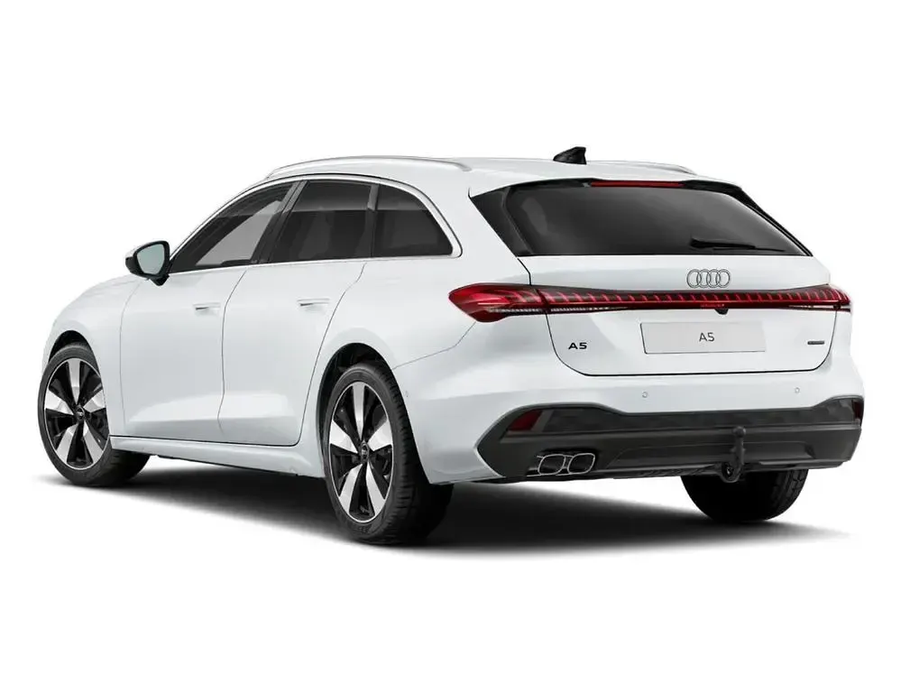 Gebraucht Audi A5 Basis 204 PS (150 kW) 2025 Gletscherweiß metallic Kombi