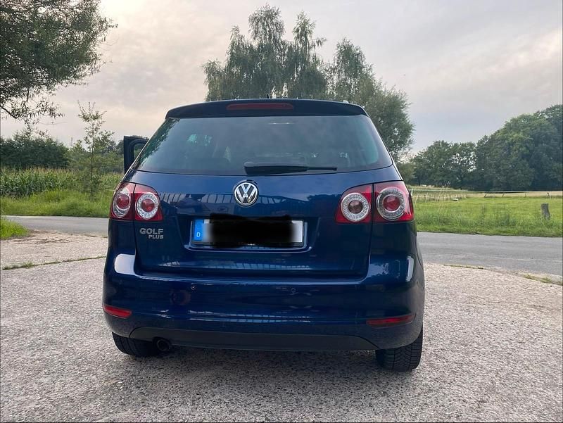 Gebraucht VW Golf Plus Cross 105 PS (77 kW) 2011 Blau Van / Kleinbus