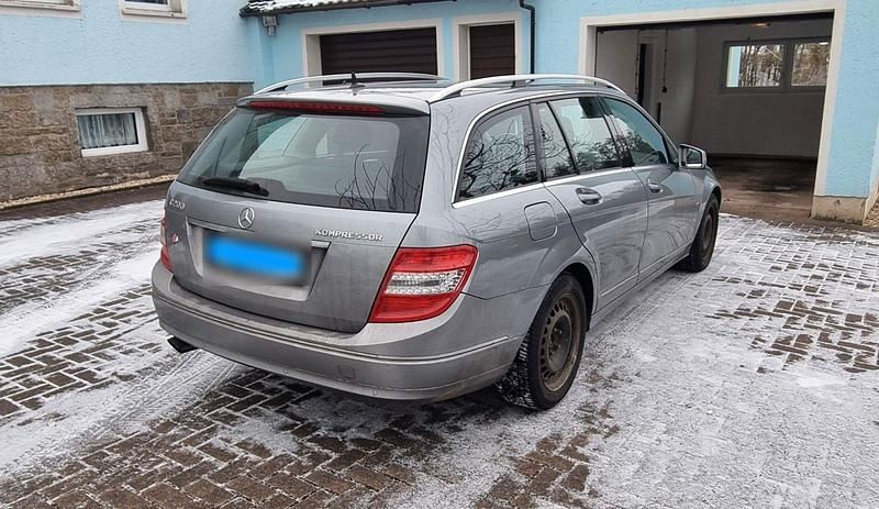 Gebraucht Mercedes C200 184 PS (135 kW) 2009 Silber Kombi