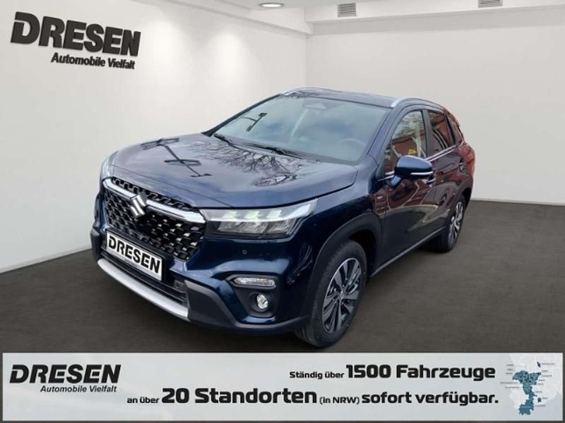 Dunkelblau Neu 2025 Suzuki SX4 S-Cross Comfort+ SUV | 30.490 € (Fairer Preis) - Bild 1/4
