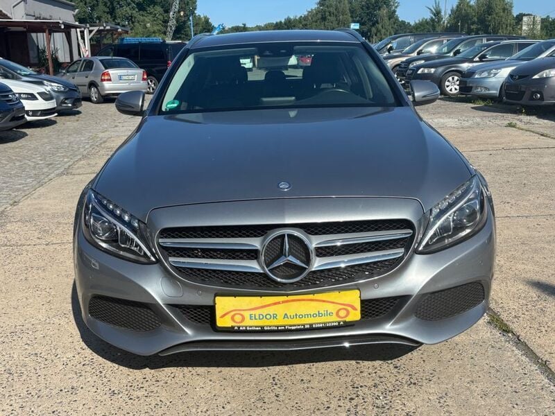 Silber Gebraucht 2016 Mercedes C180 Kombi | 12.900 € (Fairer Preis) - Bild 1/4