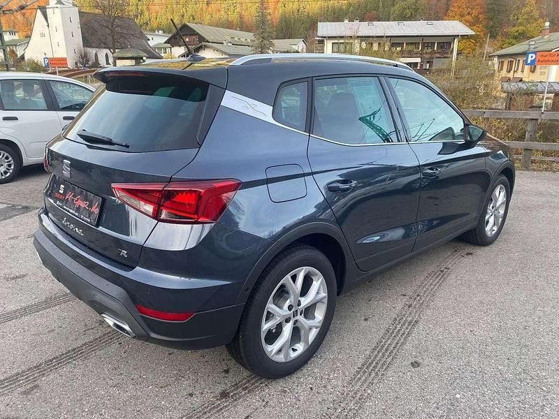 Neu Seat Arona FR 116 PS (85 kW) 2025 Grau SUV