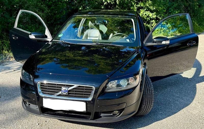Schwarz Gebraucht 2009 Volvo C30 Kleinwagen | 5.900 € (Teuer) - Bild 1/4
