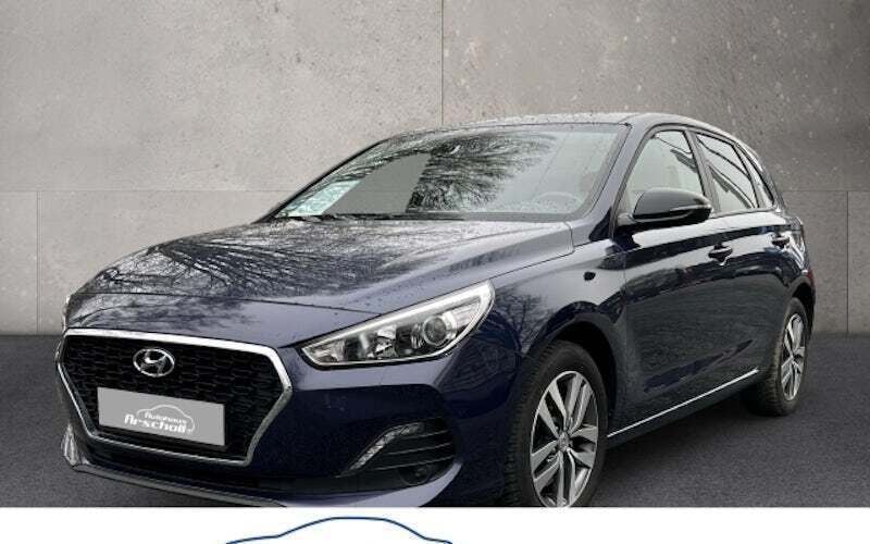Blau Gebraucht 2019 Hyundai i30 YES! Limousine | 17.290 € (Fairer Preis) - Bild 1/4