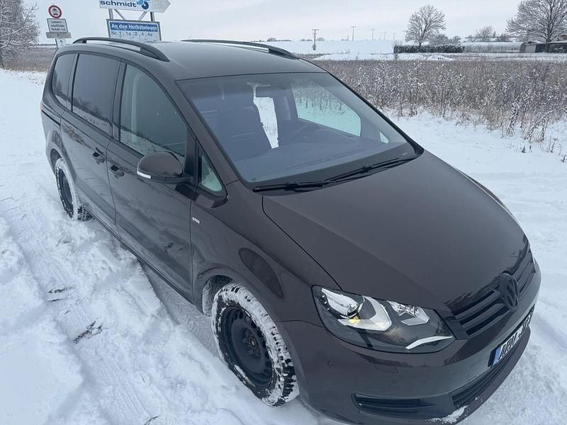 Schwarz Gebraucht 2014 VW Sharan Cup Van / Kleinbus | 15.899 € (Fairer Preis) - Bild 1/4