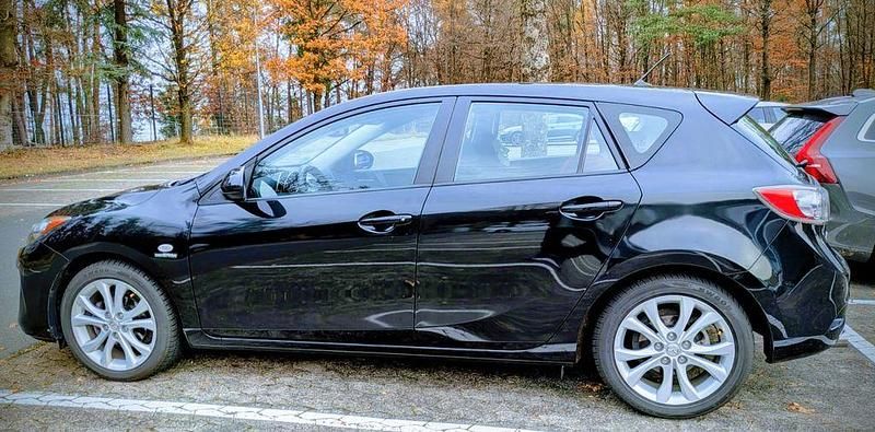 Gebraucht Mazda 3 Center-Line 105 PS (77 kW) 2012 Schwarz Limousine