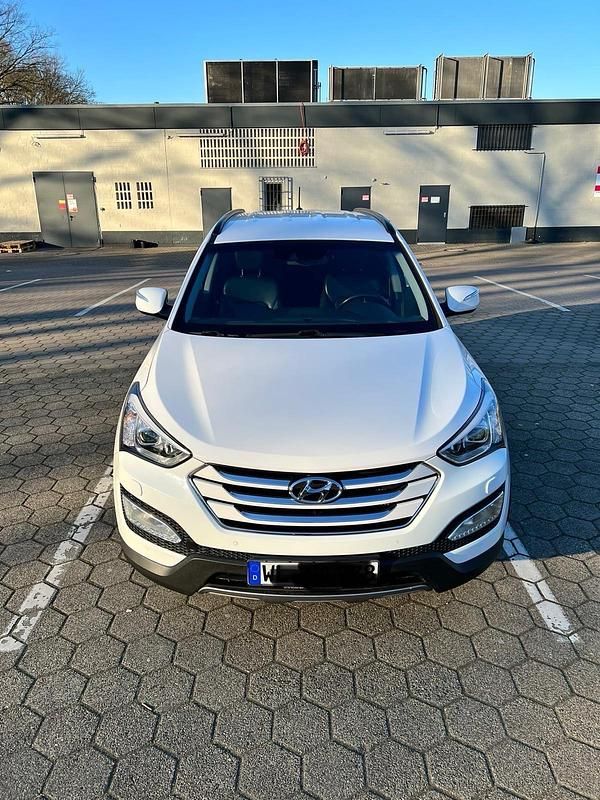Weiß Gebraucht 2013 Hyundai Santa Fe SUV | 15.500 € (Teuer) - Bild 1/4