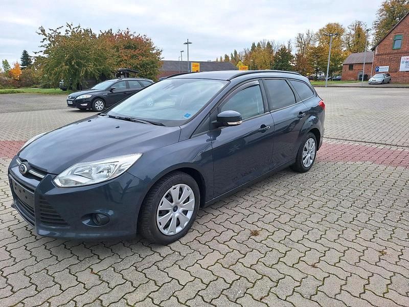 Gebraucht 2013 Ford Focus Kombi | 4.950 € - Bild 1/4