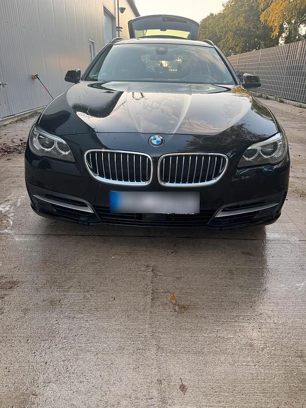 Gebraucht BMW 525 218 PS (160 kW) 2014 Schwarz Kombi