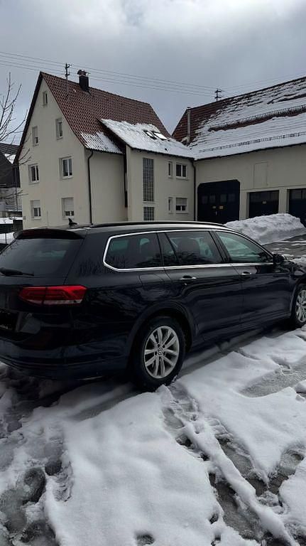 Gebraucht VW Passat 150 PS (110 kW) 2016 Schwarz Kombi