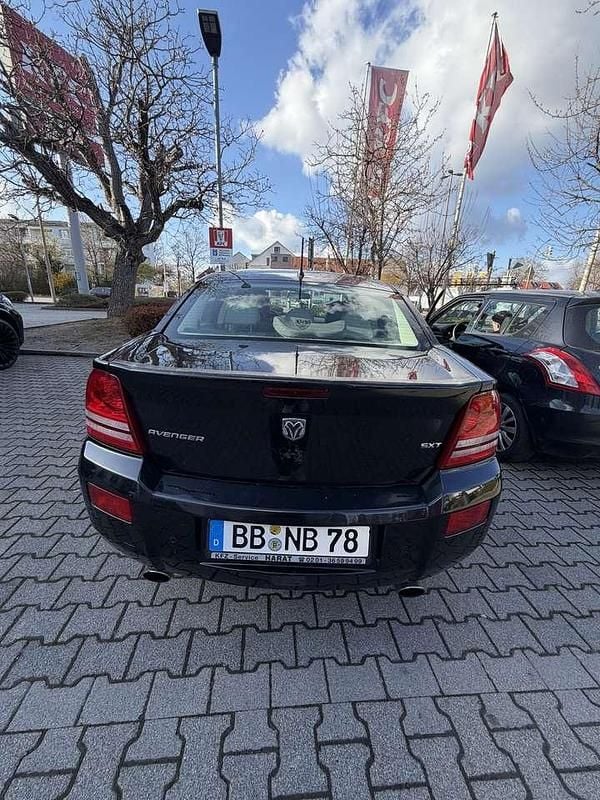 Gebraucht Dodge Avenger 185 PS (136 kW) 2009 Limousine