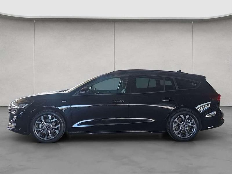 Gebraucht Ford Focus ST-Line X 155 PS (114 kW) 2025 Agate black metallic Kombi