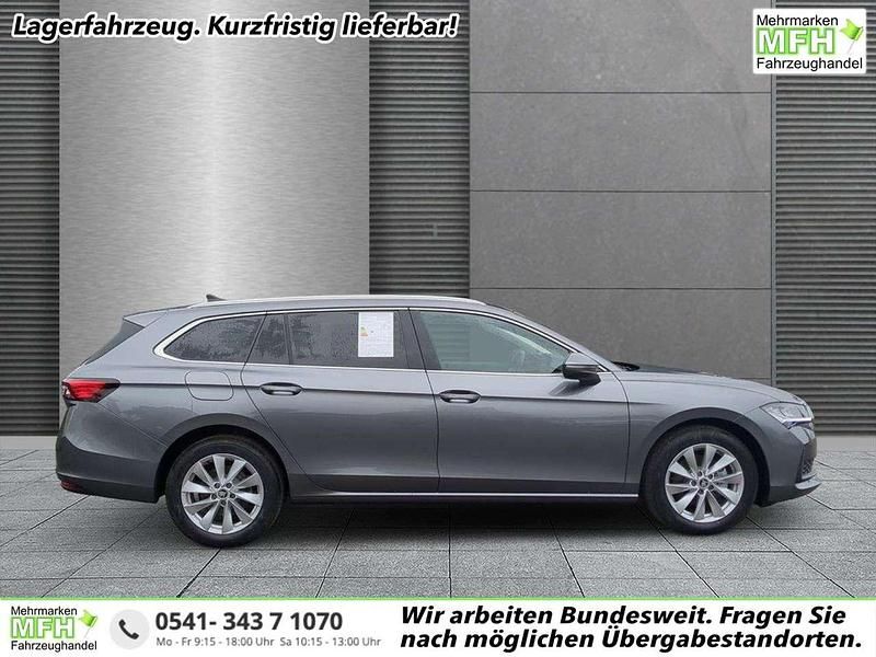 Neu Skoda Superb Selection 150 PS (110 kW) 2025 Graphitegrau Kombi