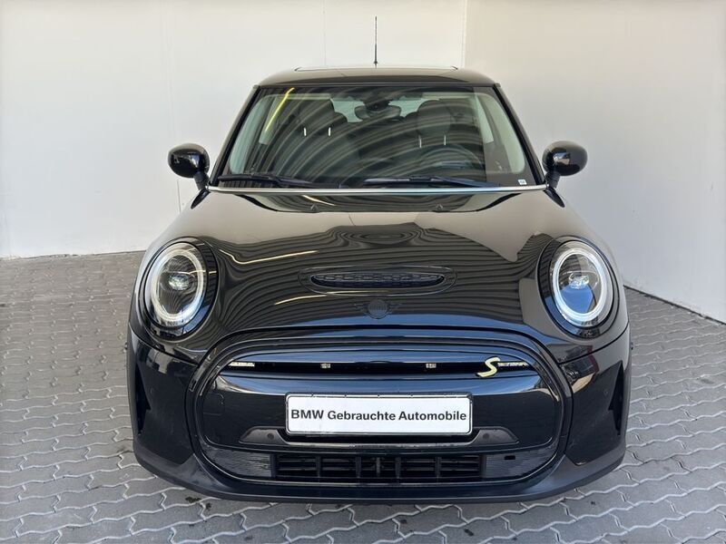 Midnight black metallic Gebraucht 2022 Mini Cooper SE Kleinwagen | 18.398 € (Guter Preis) - Bild 1/4