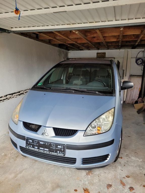 Gebraucht 2004 Mitsubishi Colt Invite Van / Kleinbus | 2.200 € (Teuer) - Bild 1/4