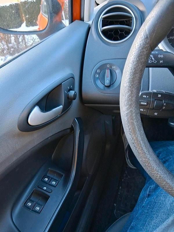 Gebraucht Seat Ibiza 85 PS (62 kW) 2009 Orange Kleinwagen