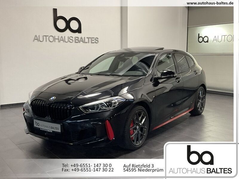 Saphirschwarz met. Gebraucht 2024 BMW 128 Performance Limousine | 36.850 € (Etwas zu teuer) - Bild 1/4
