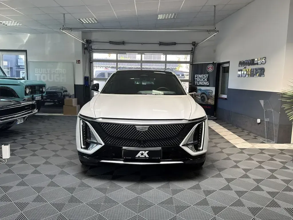 Gebraucht Cadillac LYRIQ 388 kW (528 PS) 2024 Weiß SUV